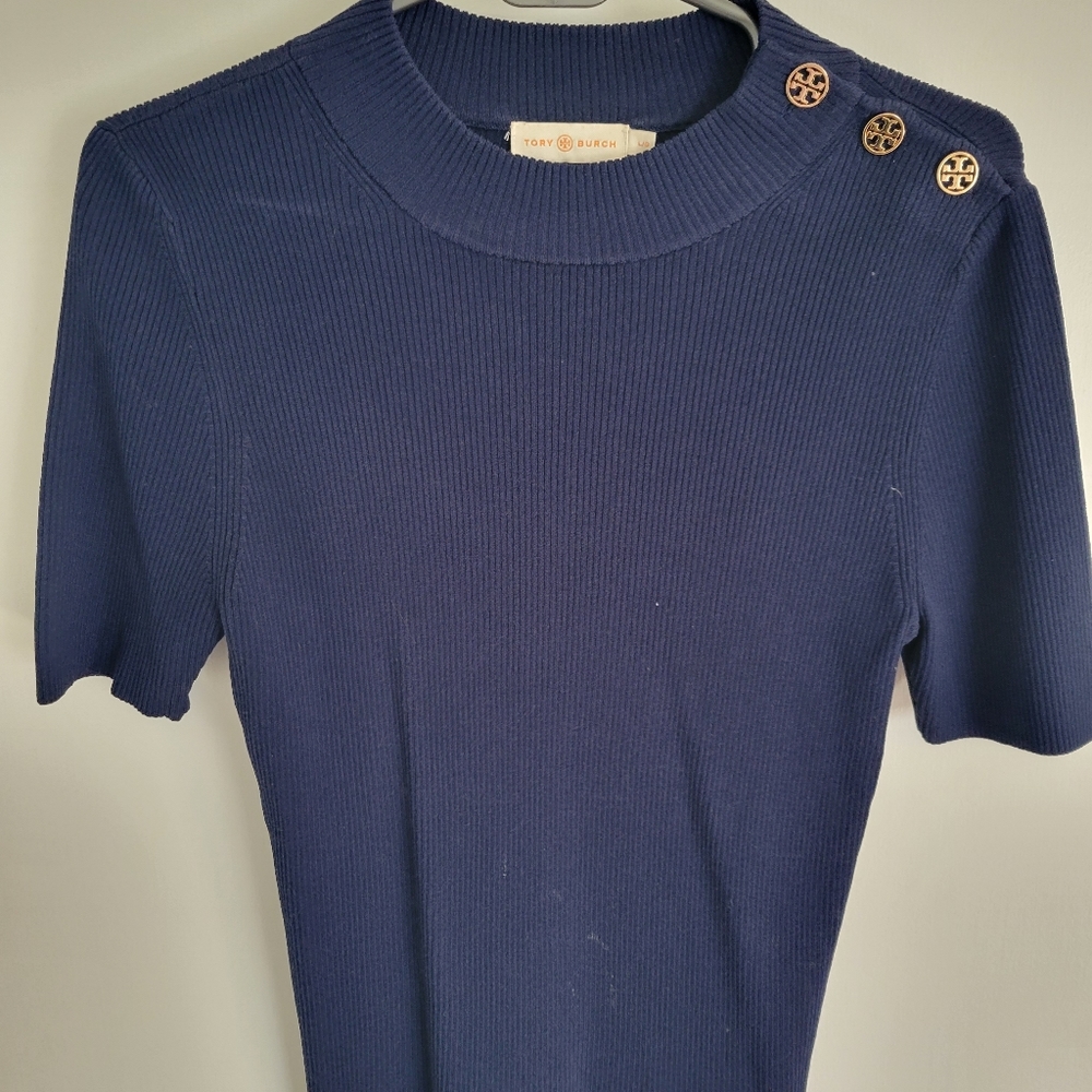 Tory Burch Ribbed top in navy, size large